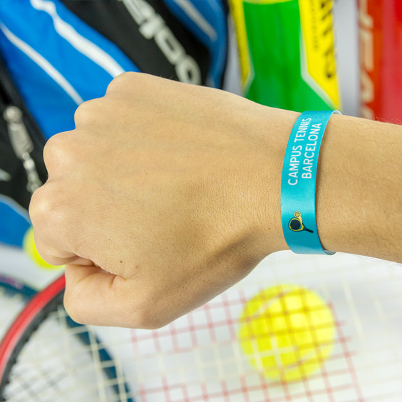 Pulsera de tejido personalizada para una actividad deportiva