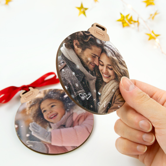 Bola de Navidad de madera personalizada con una fotografía